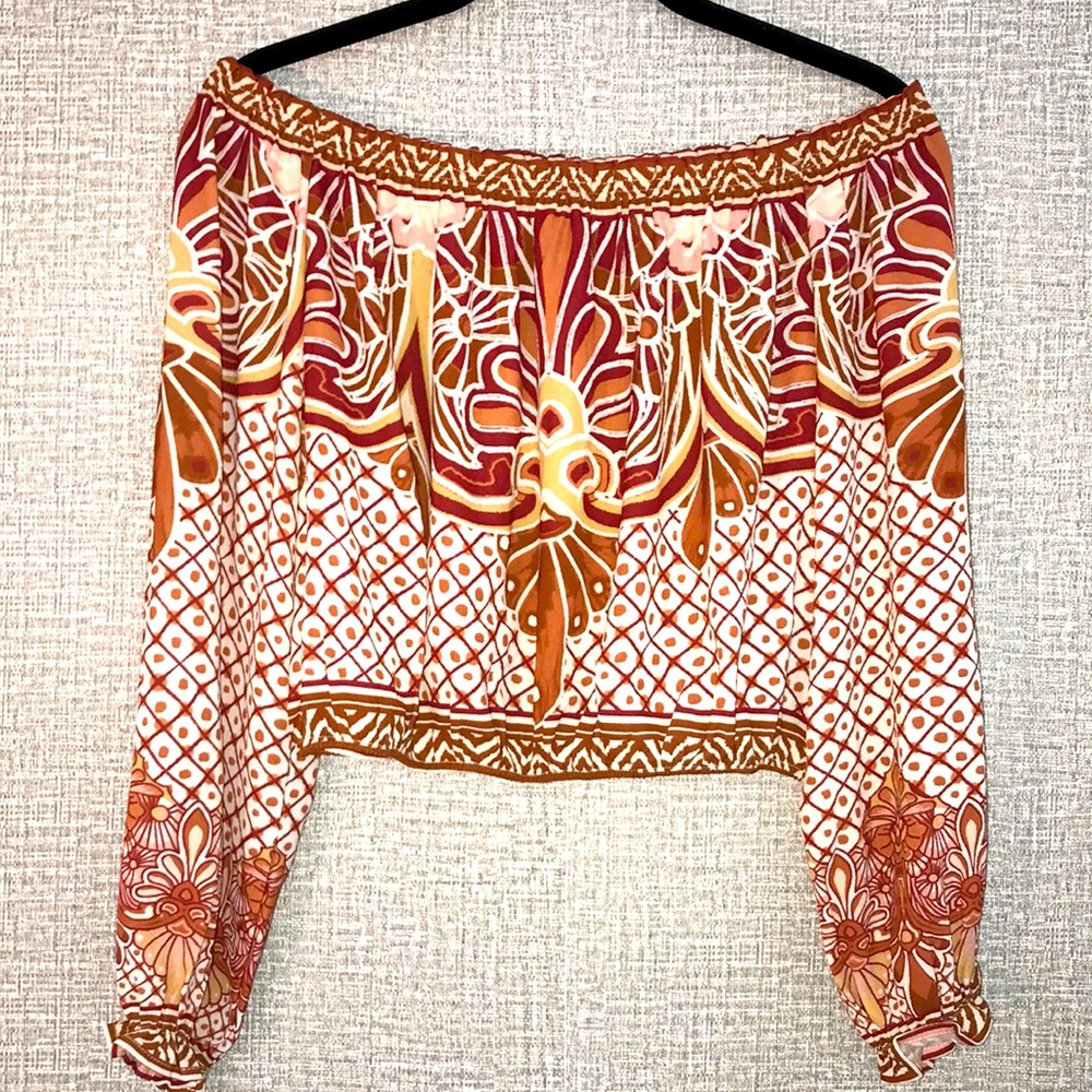 Flying Tomato Off The Shoulder Crop Top Rust Print